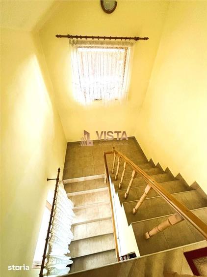 Casă cu 5 camere cu Teren 650 Mp în Sânpetru