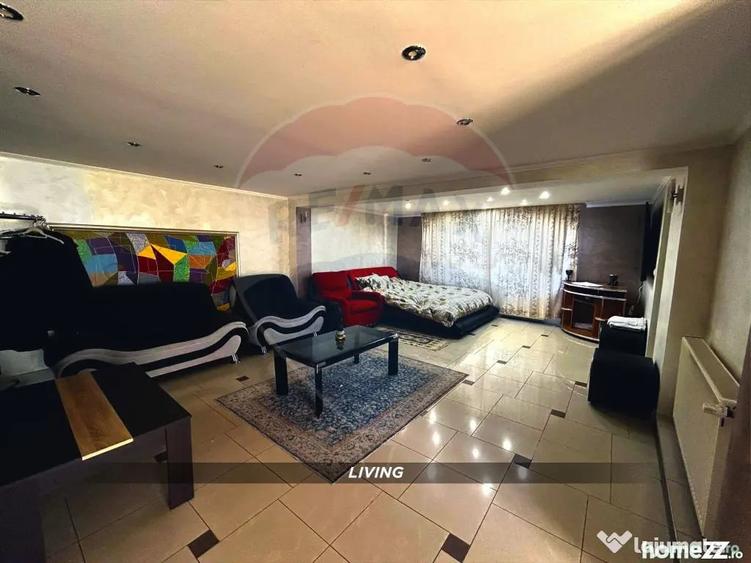 Casă cu 3 camere cu Teren 765 Mp în Central