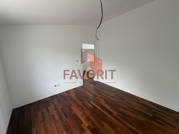 Duplex cu 3 camere cu Canalizare în Chișoda