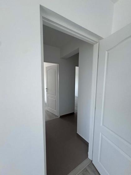 Apartament cu 4 camere decomandat în Cantacuzino