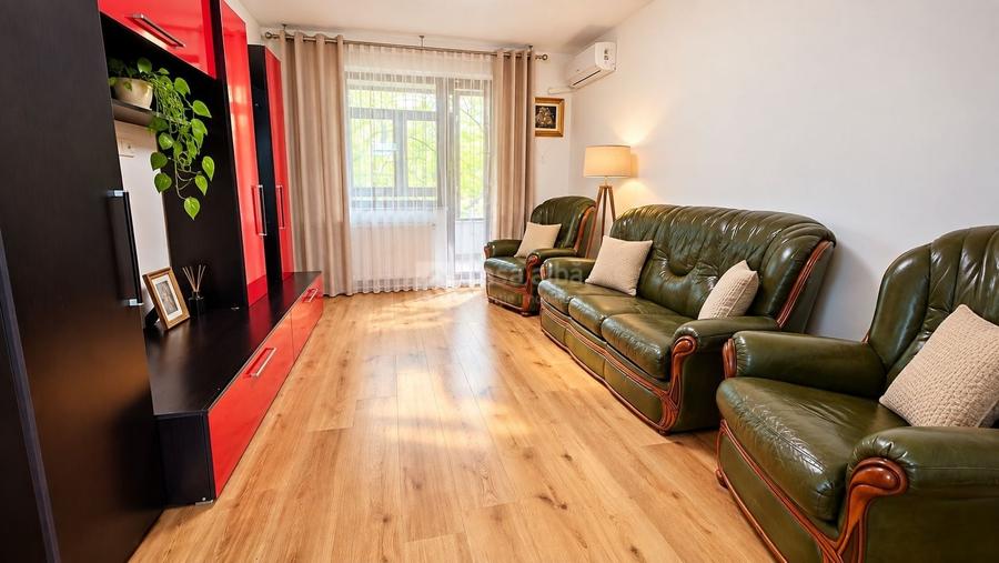 Apartament cu 2 camere decomandat în Podu Roș