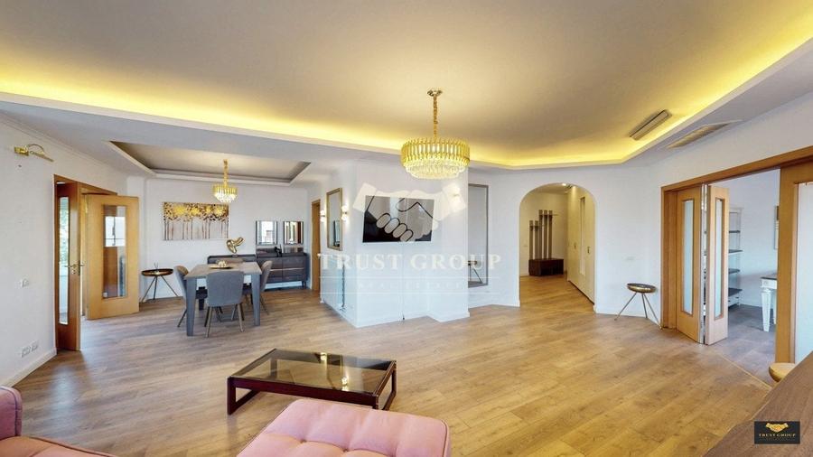 Apartament cu 4 camere decomandat, mobilat în Primăverii