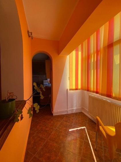 Apartament cu 3 camere în Turnișor