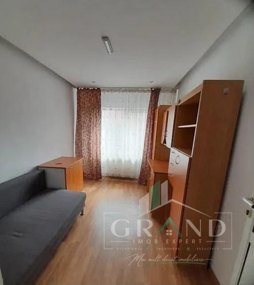 Apartament cu 3 camere decomandat, mobilat în Mănăștur