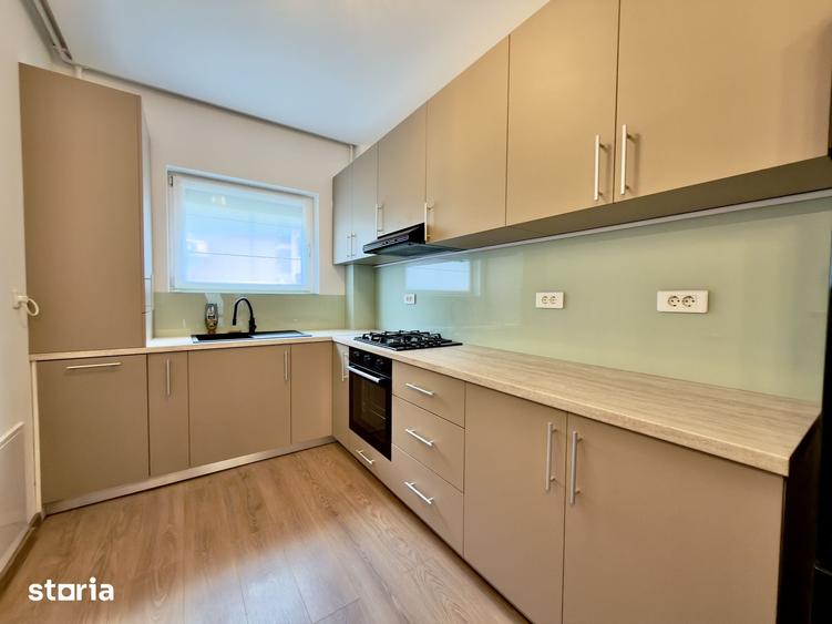Apartament cu 3 camere în Tei
