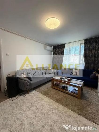 Apartament cu 4 camere decomandat în Titan