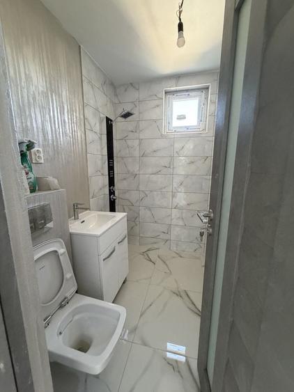 Apartament cu 3 camere în Aghireșu
