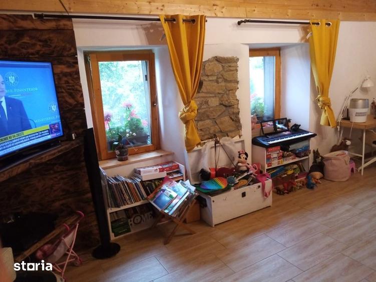 Casă cu 3 camere cu Teren 1800 Mp în Certeju de Sus