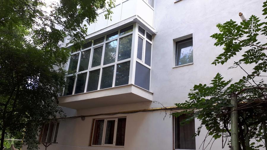 Apartament cu 3 camere semidecomandat în Bălcescu