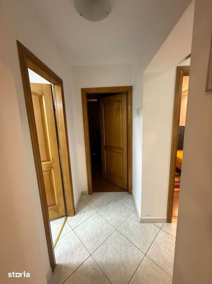 Apartament cu 4 camere în Obor