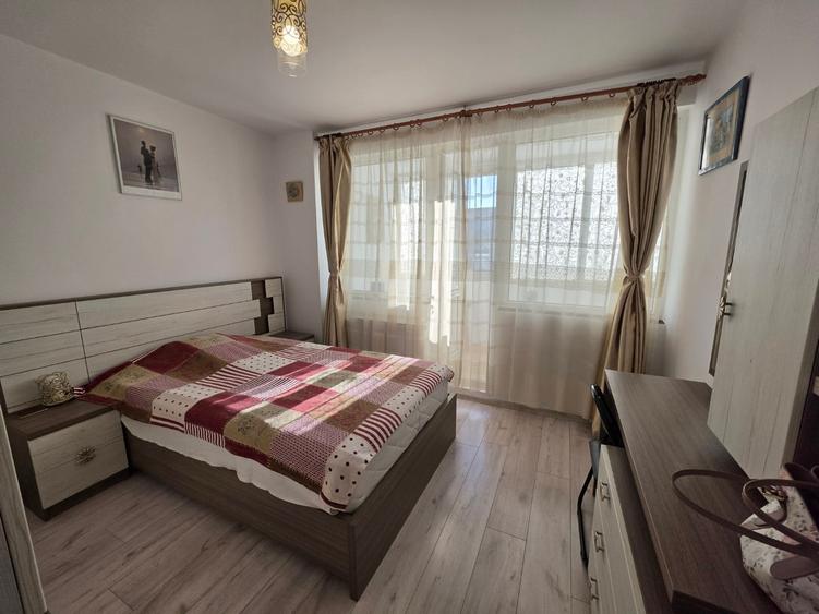 Apartament cu 2 camere semidecomandat în Titan