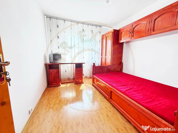 Apartament cu 3 camere decomandat în Central
