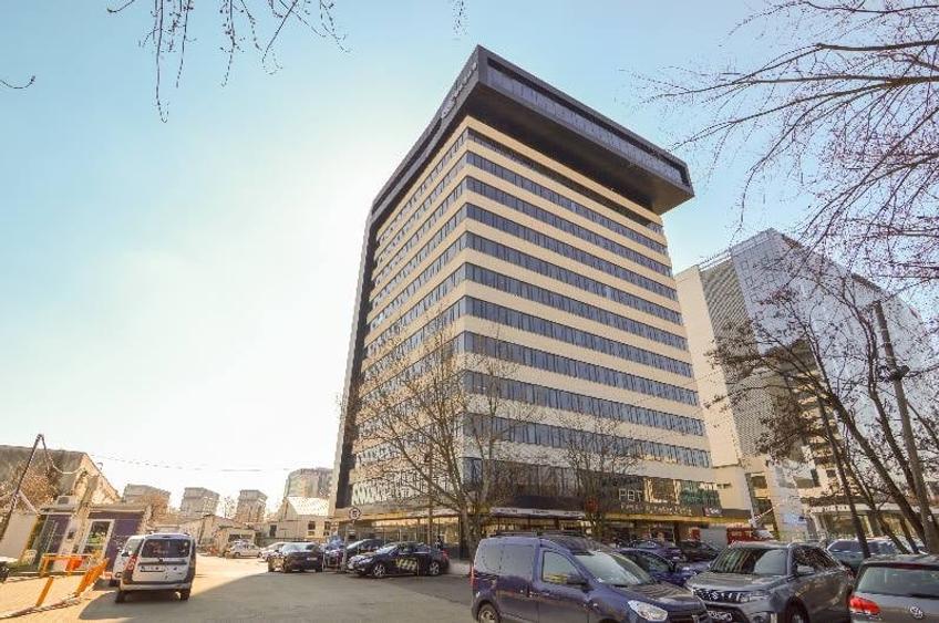 Birou, de 335 mp, în Aviației