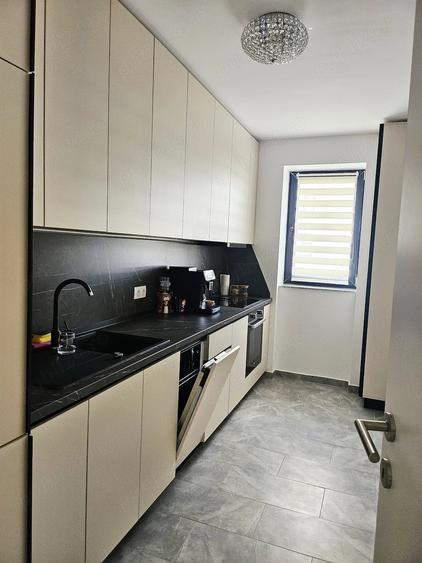 Apartament cu 2 camere decomandat în Băneasa
