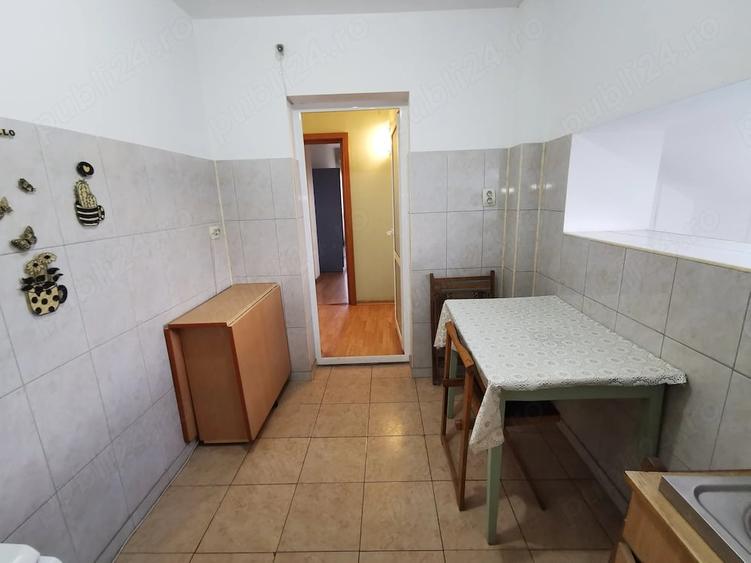 Apartament cu 2 camere decomandat în Sud