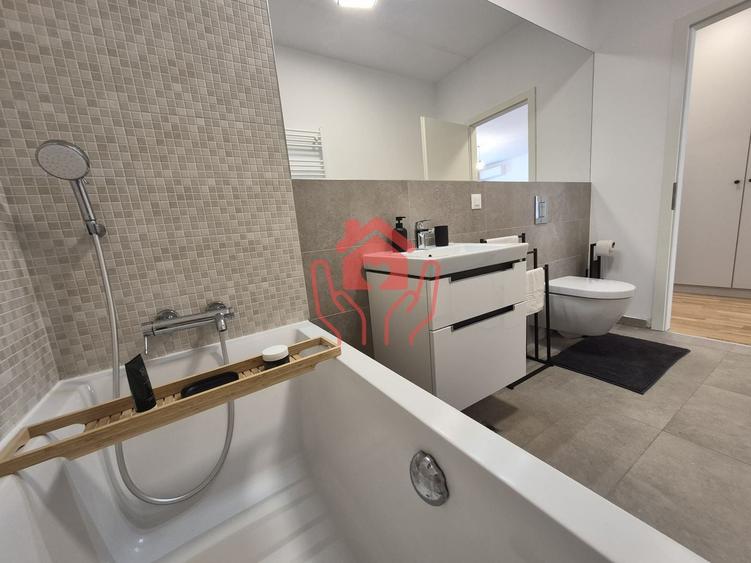 Apartament cu 2 camere semidecomandat, mobilat în Băneasa