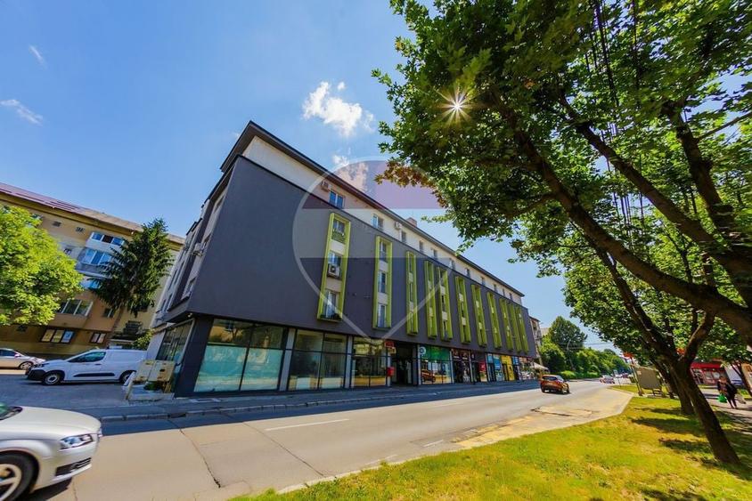 Spațiu comercial, de 63 mp, în Central
