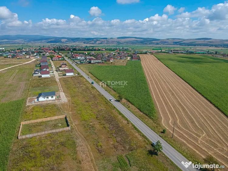 Terenuri pe ?oseaua Bra?ovului in Bod spre Sanpetru - 2