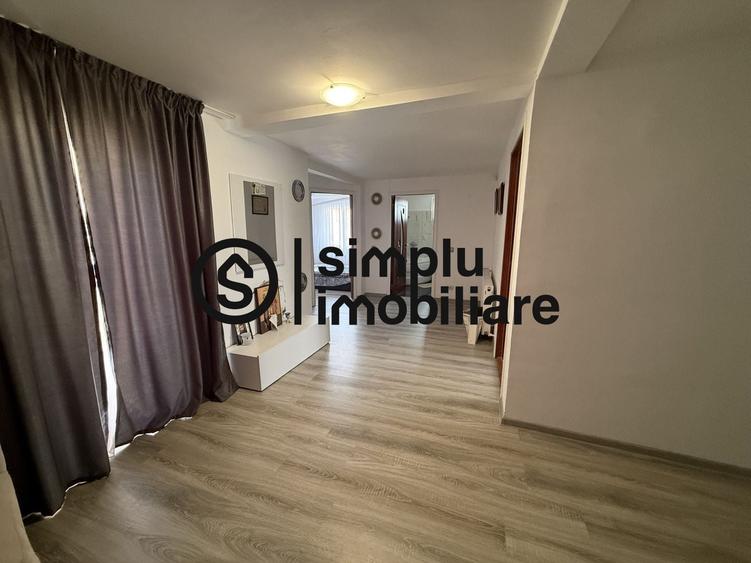 Casă individuală cu 4 camere cu Canalizare în Bariera Vâlcii