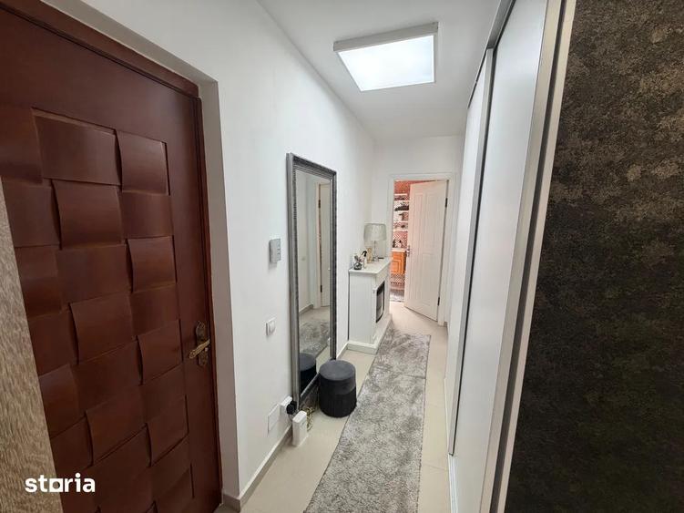 Apartament cu 2 camere decomandat, mobilat în Borhanci
