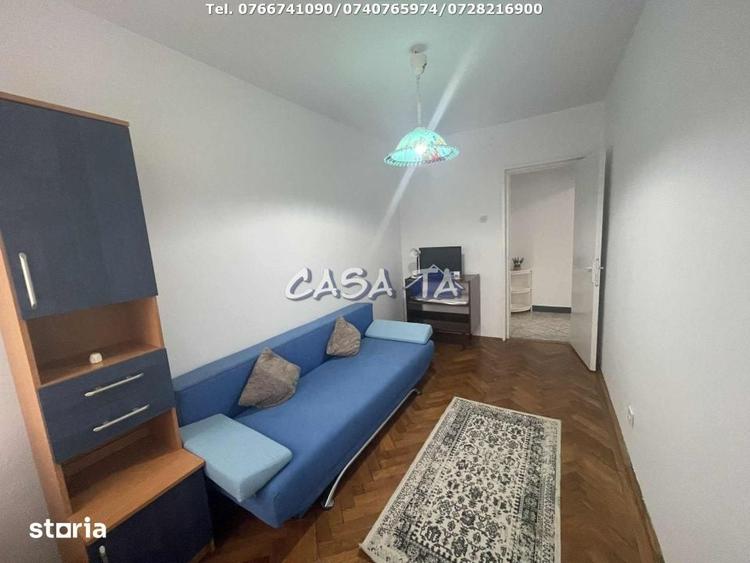 Apartament cu 4 camere decomandat în Central