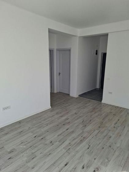 Casă cu 3 camere cu Teren 148 Mp în Central