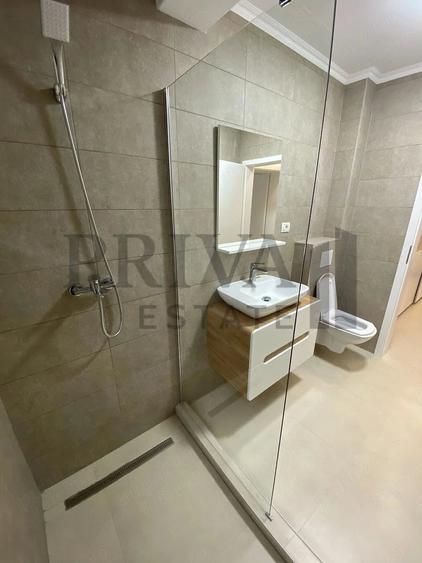 Apartament cu 2 camere decomandat în Giroc