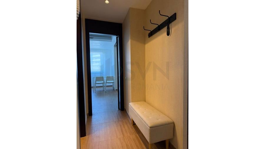 Apartament cu 3 camere semidecomandat, mobilat în Iancu Nicolae