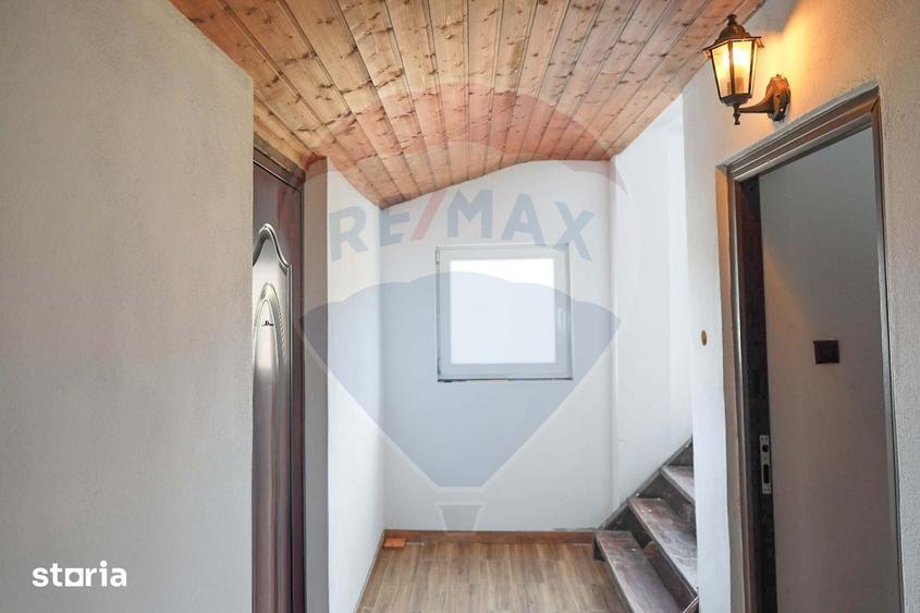 Spațiu comercial, de 180 mp, în Bratca