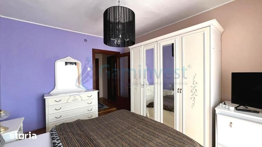 Apartament cu 4 camere în Rogerius