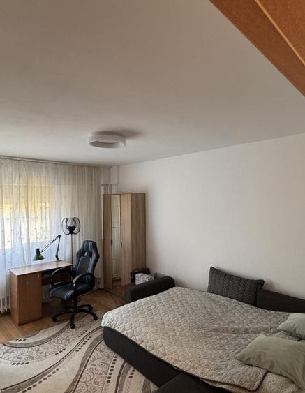 Garsonieră decomandată în Crângași