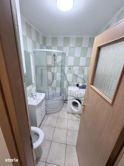 Apartament cu 2 camere decomandat în Tei
