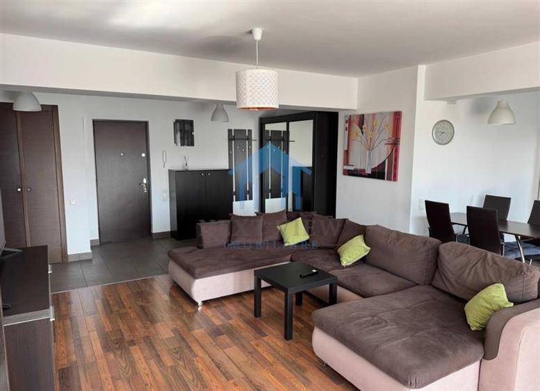 Apartament cu 2 camere decomandat în Plopilor