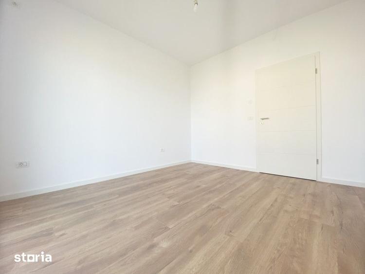 Casă cu 3 camere cu Teren 300 Mp în Ghiroda