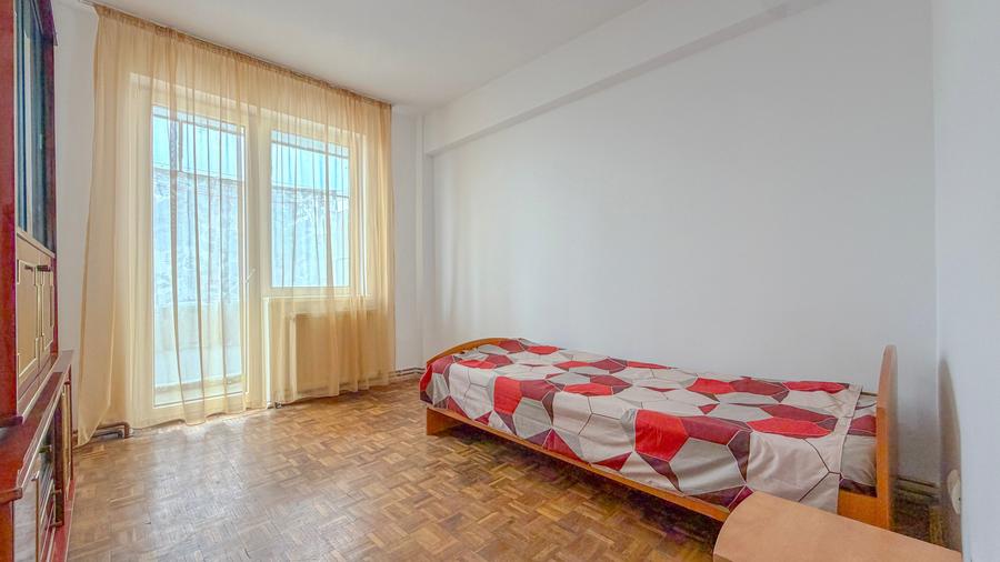 Apartament 3 camere | Ideal pentru 3 studenți | Parc Tractorul–Coresi | Parcare - 12