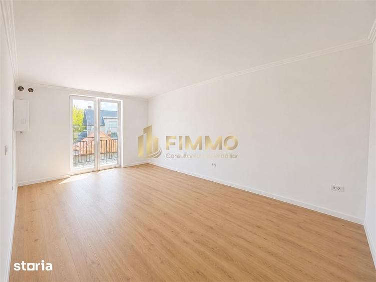 Apartament cu 3 camere decomandat în Ipotești