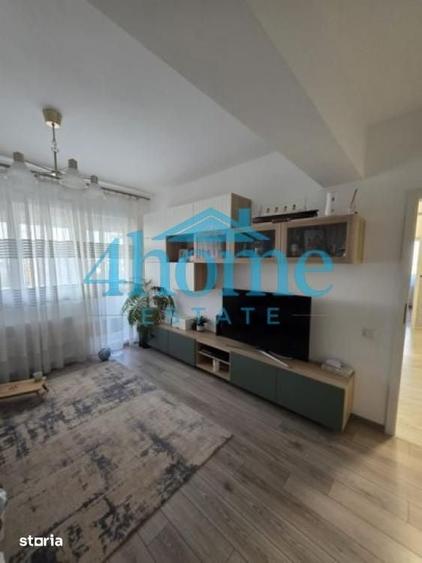 Apartament cu 3 camere decomandat în Berceni