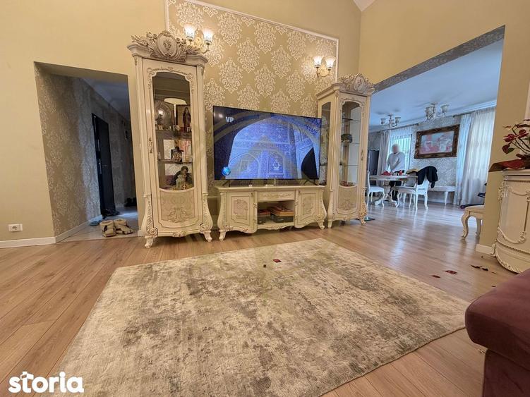 Casă cu 6 camere cu Teren 622 Mp în Snagov