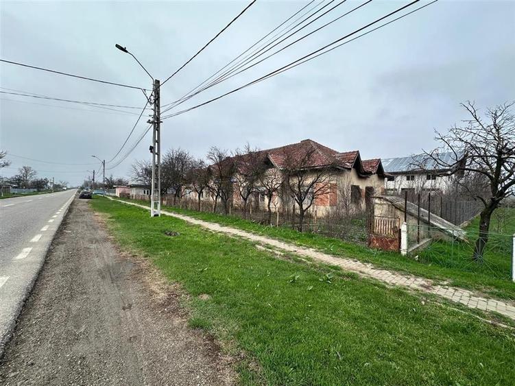 Spațiu industrial, de 2,167 mp, în Drânceni