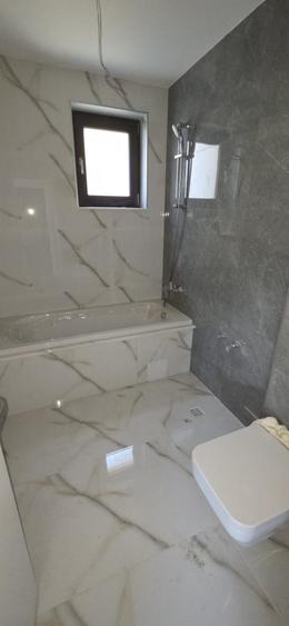 Apartament cu 2 camere decomandat în Trivale