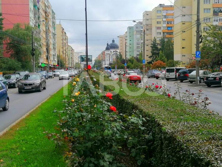Apartament cu 4 camere decomandat, mobilat în Mihai Viteazul