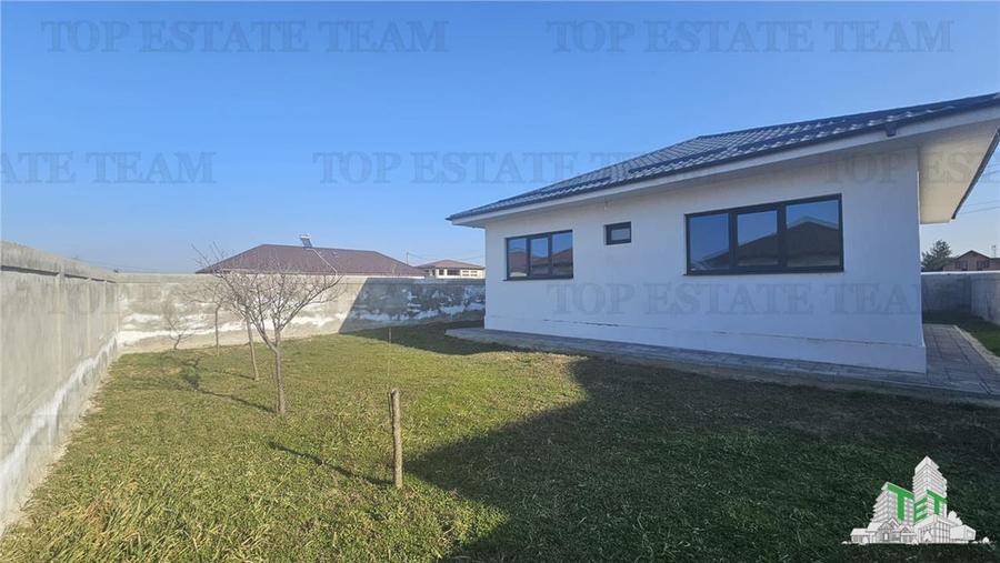 Casă individuală cu 3 camere cu Canalizare în Ciorogârla