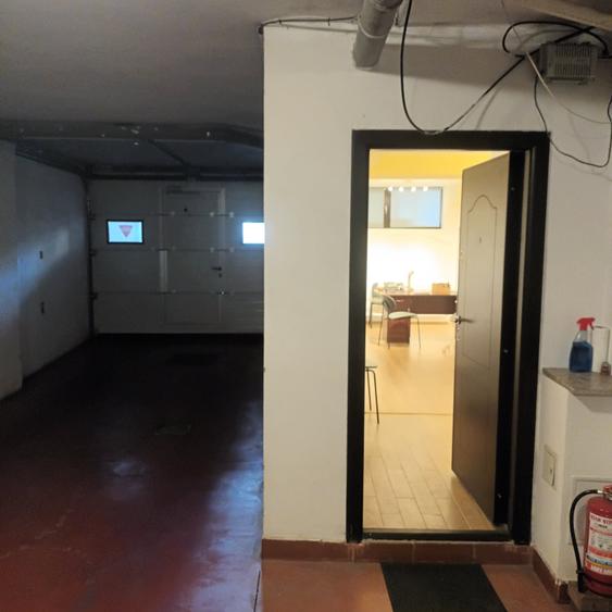 Birou, de 35 mp, în Casin