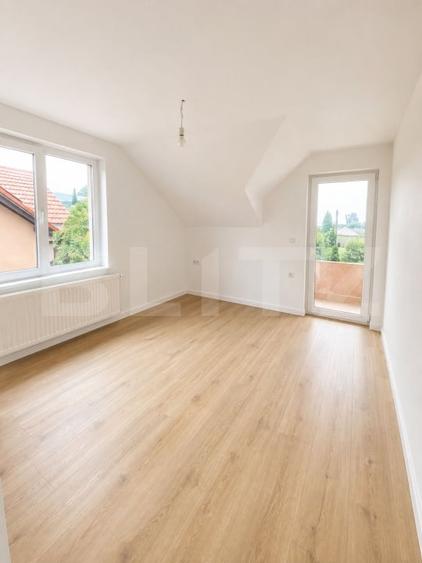 Duplex cu 4 camere cu Canalizare în Unirea
