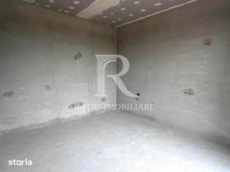 Casă cu 4 camere cu Teren 500 Mp în Sântandrei