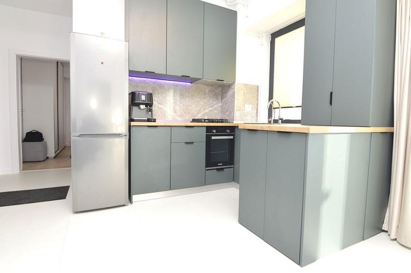 Apartament cu 2 camere decomandat, mobilat în Unirii