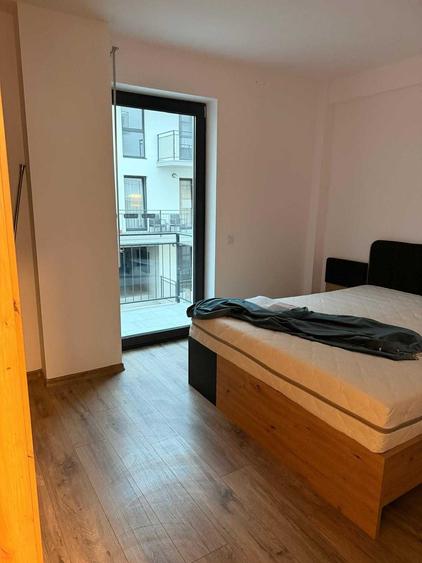 Apartament cu 2 camere semidecomandat în Cetate