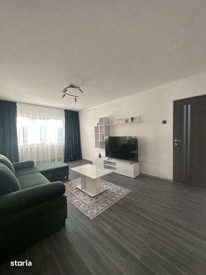 Apartament cu 3 camere în Calea București