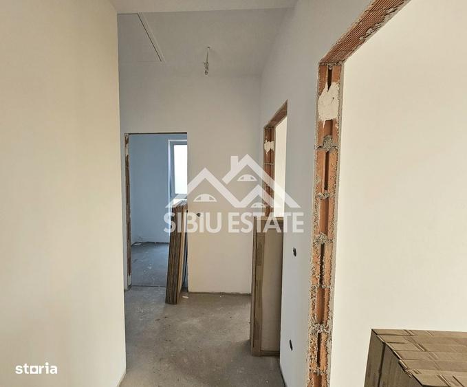 Casă cu 4 camere în Central