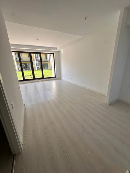 Vila tip Duplex Lângă Cosmopolis - 3
